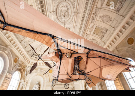 Avion III, l'avion de chauve-souris steampunk du Musée des Arts et métiers de Paris, France Banque D'Images