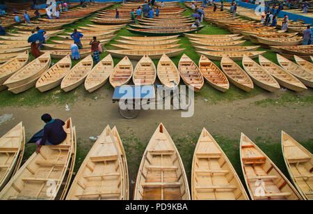 Bateau traditionnel marché en Bangladesh Banque D'Images