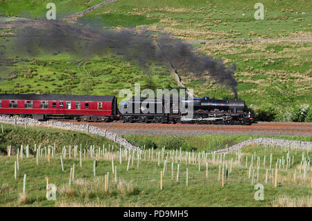 45690 Leander chefs passé sur viaduc Aisgill 5.6.18 avec un tour. Dalesman retour Banque D'Images