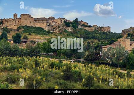 Panorama de la Ville de Pedraza en Castilla y Leon, province de Ségovie, Espagne, Europe Banque D'Images