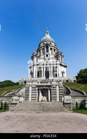 L'Ashton Memorial, construit entre 1907 et 1909 par l'industriel Seigneur Ashton à la mémoire de sa seconde épouse, Jessy. Banque D'Images