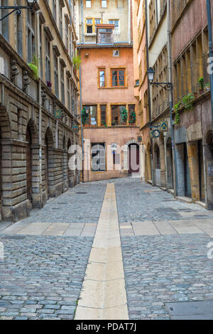 La rue Juiverie, Quartier Saint Jean, UNESCO World Heritage Site, Vieux Lyon, Rhone Alpes, France Banque D'Images