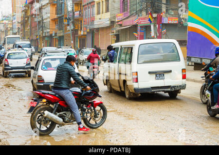 La circulation en quartier de Thamel, Katmandou, Népal Banque D'Images