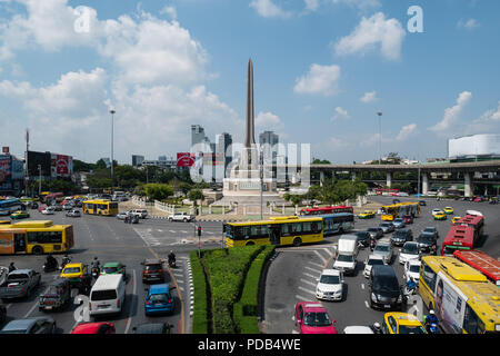 Bangkok, Thaïlande - 20 Avril 2018 : Transport à Victory Monument à Bangkok, Thaïlande. Banque D'Images