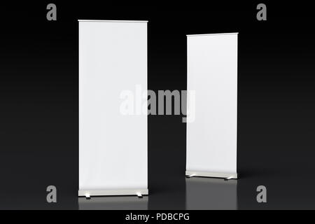 Roll up banner deux supports de présentation sur fond noir : chemin de détourage autour de l'affiche de la bannière. 3D render Banque D'Images