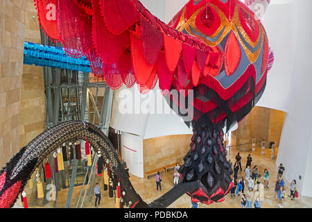 'Valquiria' par Joana Vasconcelos, Guggenheim Museum, Bilbao, Espagne Banque D'Images