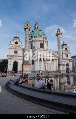 Rektoratskirche Saint Karl Borromäus, Karlskirche, Karlsplatz, Vienne, Autriche Banque D'Images