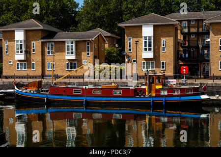 Houseboats En Groenland Marina, Rotherhithe, Londres, Angleterre Banque D'Images