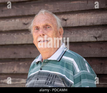 Brentwood, Essex, Royaume-Uni. 8 Août, 2018. 8 août 2018 Brentwood, EssexConservative Le conseiller Keith Parker, Adjoint au Maire de Brentwood, photographié ici dans sa ferme à Brentwood, arrive à la radio nationale soutenant Boris Johnson's burqa commentaires malgré les appels lancés par le Premier Ministre et Président de Brandon Lewis pour le parti conservateur, Boris Johnson, de présenter des excuses et des commentaires semblables par l'ancien député de Brentwood Le Baron Eric Pickles de Brentwood Credit Ian Davidson/Alamy Live News Banque D'Images