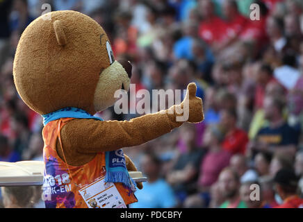 Berlin, Allemagne. Le 08 août, 2018. L'athlétisme, les championnats européens dans le stade olympique : Mascot Berlino soulève ses pouces. Crédit : Bernd Thissen/dpa/Alamy Live News Banque D'Images