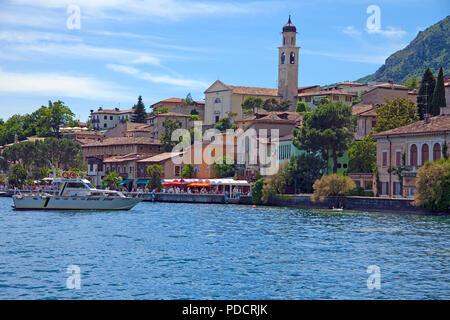 Der Ort, Limone Limone sul Garda, Gardasee, Lombardie, Italie | La ville Limone, Limone sul Garda, Lac de Garde, Lombardie, Italie Banque D'Images