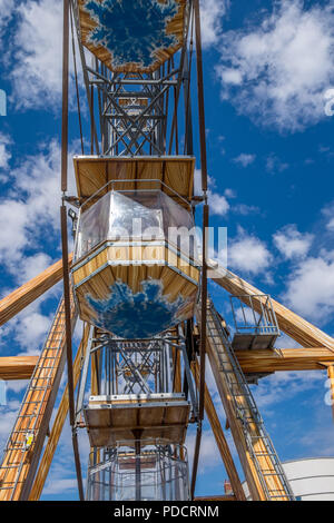 Une grande roue sur la promenade à Bridlington, Yorkshire, Angleterre, Royaume-Uni Banque D'Images