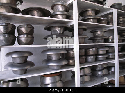 Chapeau Panama moules en Hormero Ortega hat factory à Cuenca, Équateur Banque D'Images