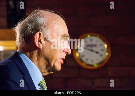 Le chef démocrate libéral vince Cable et le chef écossais Alex Cole Hamilton visitent la Caledonian Brewing Co Ltd, Edin Banque D'Images