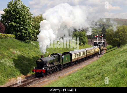 7903 Foremark Hall s'écarte de la GWR 25.5.13 sur Winchcombe Banque D'Images