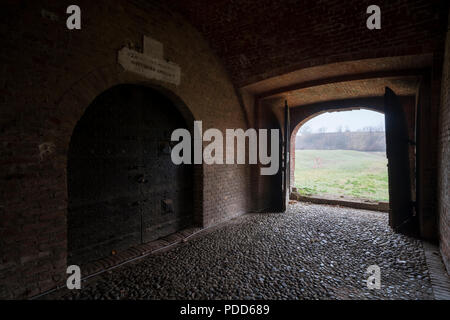 La Citadelle abandonnée d'Alessandria, Italie. En ce moment à des caries et menacé par des destructions. Banque D'Images