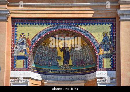 L'Italie, Rome, façade extérieure du presbytère de San Lorenzo dans le Palatin Banque D'Images