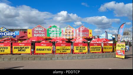 Front de Skegness beach cafe food outlet,Lincolnshire, Angleterre, Royaume-Uni Banque D'Images