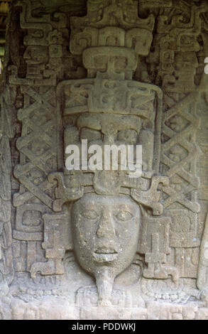 Détail d'une stèle à Quirigua au Guatemala Banque D'Images