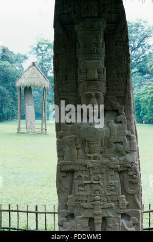 Stela D à Quirigua au Guatemala Banque D'Images