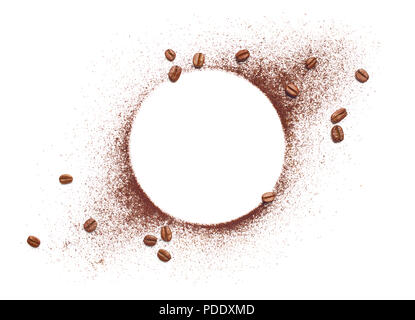 Les grains de café et la poudre de café avec copyspace Banque D'Images