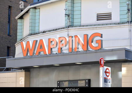 La gare de Wapping Overground est de Londres. Banque D'Images