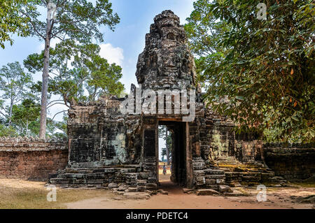 Porte dans les ruines d'Angkor Wat, au Cambodge Banque D'Images