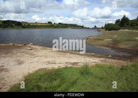 Réservoir de Fernworthy montre des signes de sécheresse, Dartmoor National Park, Devon, England, UK Banque D'Images