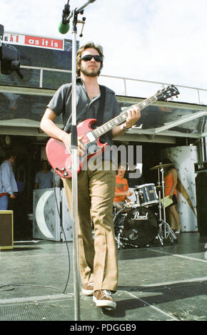 Supergrass gaz Coombes BBC radio One 1 Roadshow Headland Hotel Newquay Cornwall 20 août 1996 Banque D'Images