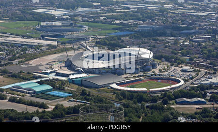 Vue aérienne de l'Etihad Stadium, Manchester & Campus Banque D'Images