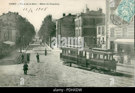 160 INCONNU - VITRY - Place de la Gare - Arrêt du tramway Banque D'Images