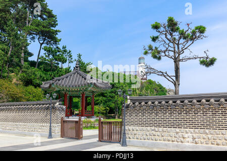 Busan, Corée du Sud - Jul 7, 2018 : Nurimaru, maison de l'APEC sur l'île de Dongbaekseom localiser Haeundae de Busan, en Corée du Sud. Banque D'Images