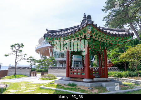 Busan, Corée du Sud - Jul 7, 2018 : Nurimaru, maison de l'APEC sur l'île de Dongbaekseom localiser Haeundae de Busan, en Corée du Sud. Banque D'Images