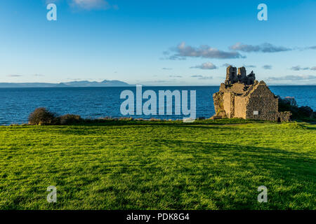 Château de Dunure, Aberdeenshire, Scotland, UK, 5 novembre 2017. Dunure château sur la côte de l'Ayrshire. Banque D'Images