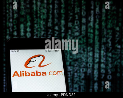 KIEV, UKRAINE - 9 août, 2018 : Le logo d'Alibaba vu affichée sur téléphone intelligent. Selon le New York Stock Exchange (NYSE), l'entreprise est sur la septième place à la valeur au marché de 469,6 milliards Banque D'Images