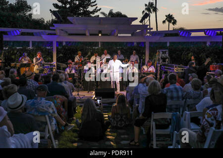 20e Congrès annuel Eric Marienthal et amis de grands espoirs Concert-bénéfice mettant en vedette Johnny Mathis avec : Johnny Mathis Où : Los Angeles, California, United States Quand : 08 mai 2018 Credit : Sheri/WENN.com Determan Banque D'Images