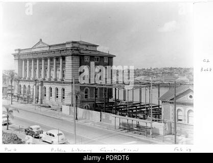 121 Archives de l'État du Queensland 6366 Construction d'extensions à la bibliothèque de l'État du Queensland sur William St Brisbane Février 1959 Banque D'Images