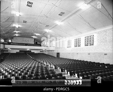 SLNSW 134 12573 L'ensemble de l'auditorium de la scène Théâtre Arcadia Cerfontaine Banque D'Images