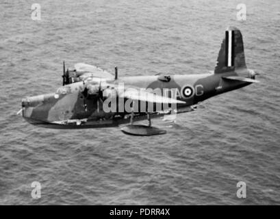 130 J 210 Short Sunderland Sqn en vol Banque D'Images