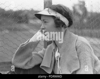 162 43589 SLNSW Mlle H Collins Tennis sur Gazon Carnaval Pays Rushcutters Bay Janvier 1935 Banque D'Images