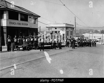 200 1 102668 StateLibQld Ithaca Fire Station dans Enoggera Terrace, Paddington, Brisbane, ca. 1942 Banque D'Images