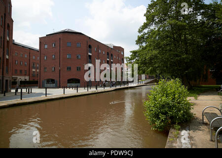 La ligne principale du canal de Shropshire Union à Chester cheshire england uk Banque D'Images