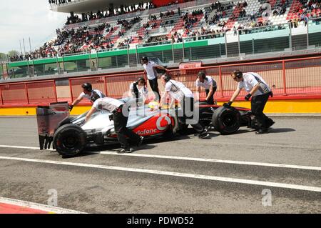 MUGELLO, ITALIE - Mai 2012 : Oliver Turvey de McLaren F1 Team lors des courses d'équipes de Formule 1 jours de test au circuit du Mugello, mai 2012 en Italie. Banque D'Images