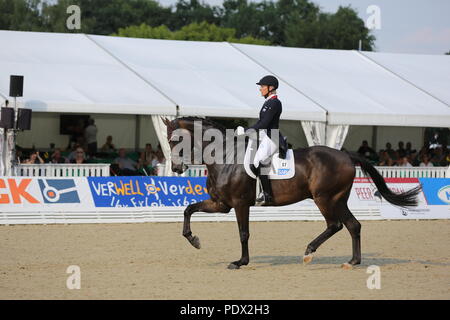 Ingrid Klimke avec Bluetooth a remporté la spéciale St Georg à l'Verden Concours Hippique International 2018, la qualification pour le Nürnberger-Burg Pokal Banque D'Images