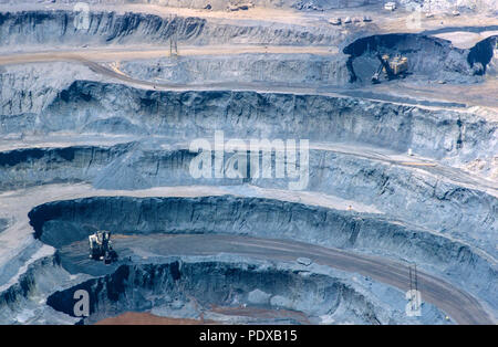 L'exploitation des mines de fer sur le paysage, Belo Horizonte, Minas Gerais, Brésil, Amérique du Sud. Banque D'Images