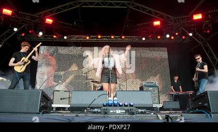 Linlithgow, Ecosse, Royaume-Uni. 11 août, 2018. Carly Conner live at Party At The Palace, le Crédit : Stuart Westwood/Alamy Live News Banque D'Images