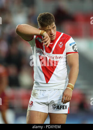 Morgan Knowles de St Helens apparaît abattu lors du match de la Super League de Betfred au stade de St Helens, totalement méchant. Banque D'Images