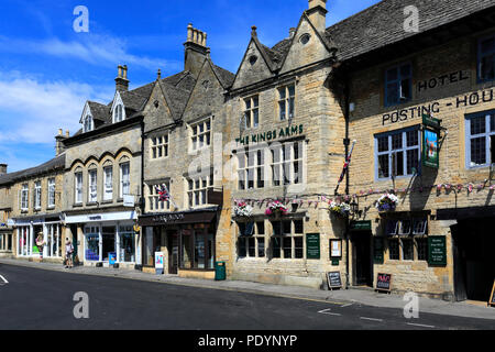 Le Kings Arms Coaching Inn, Stow on the Wold, Gloucestershire, Cotswolds, en Angleterre Banque D'Images