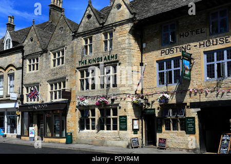 Le Kings Arms Coaching Inn, Stow on the Wold, Gloucestershire, Cotswolds, en Angleterre Banque D'Images