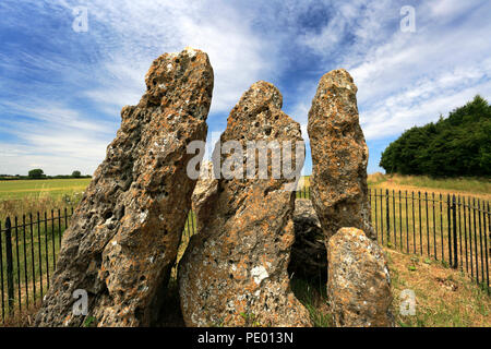 Le Whispering Knights, cercle de pierres de Rollright Stones, près de Chipping Norton, Oxfordshire, Angleterre. Banque D'Images